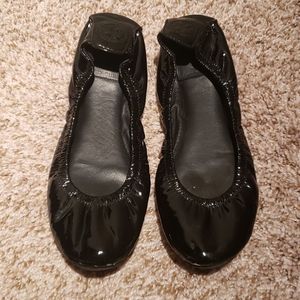 Black Tory Burch flats
